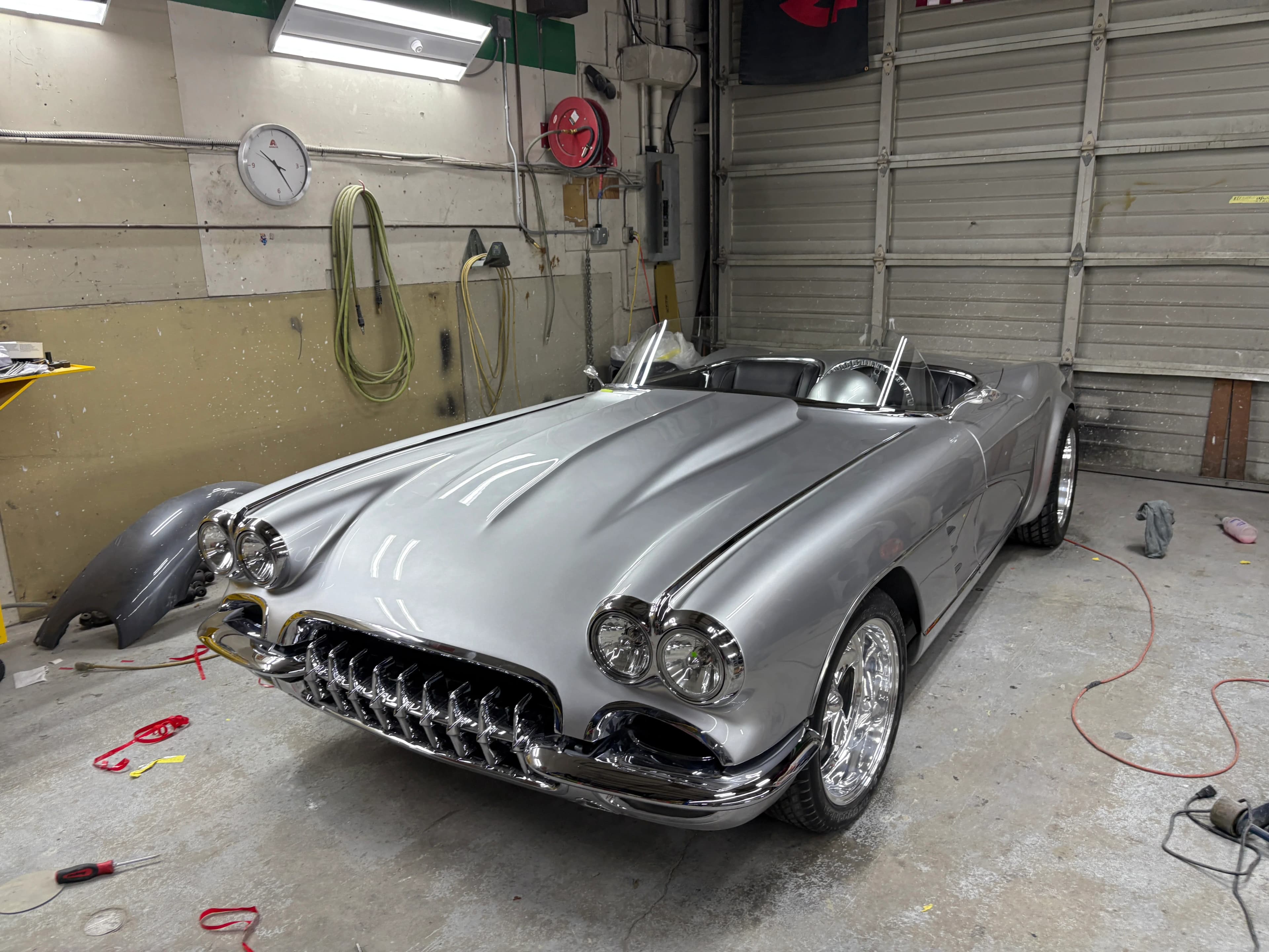 1961 Corvette image 13