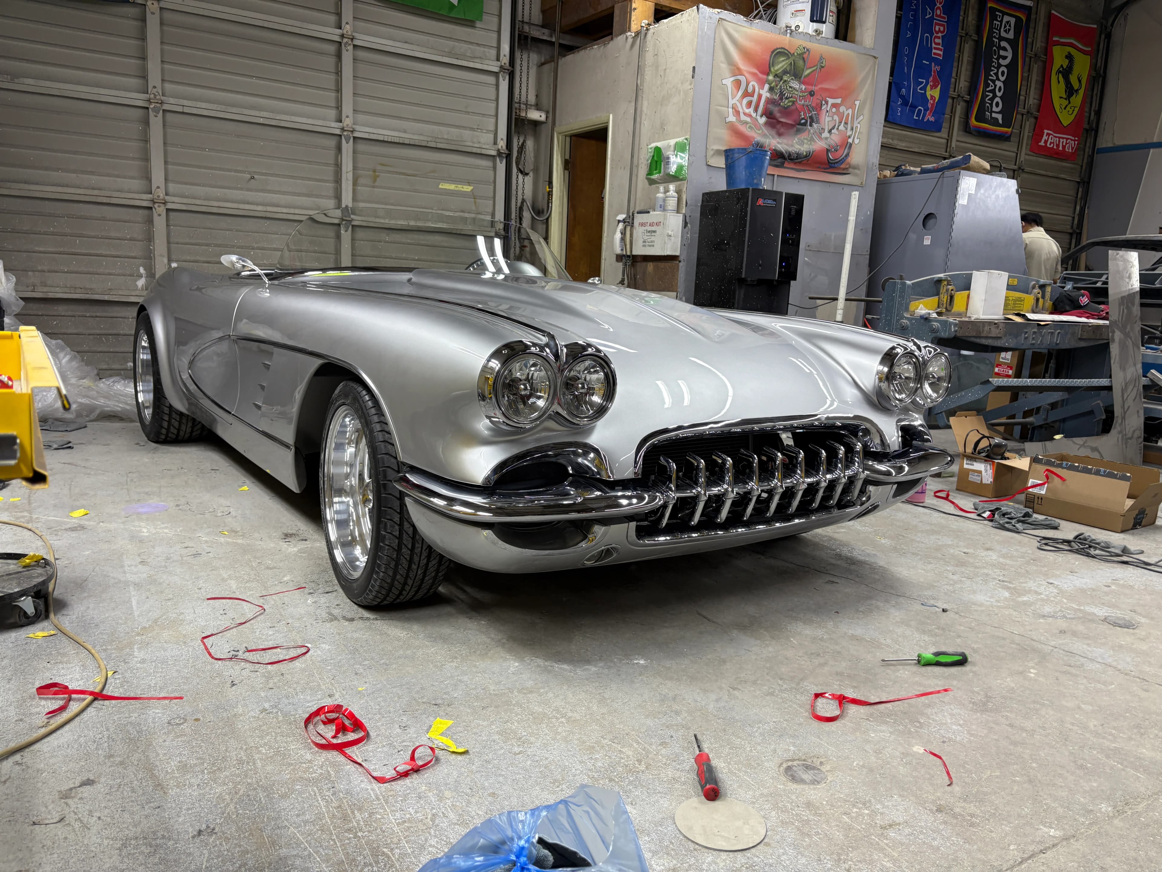 1961 Corvette image 15