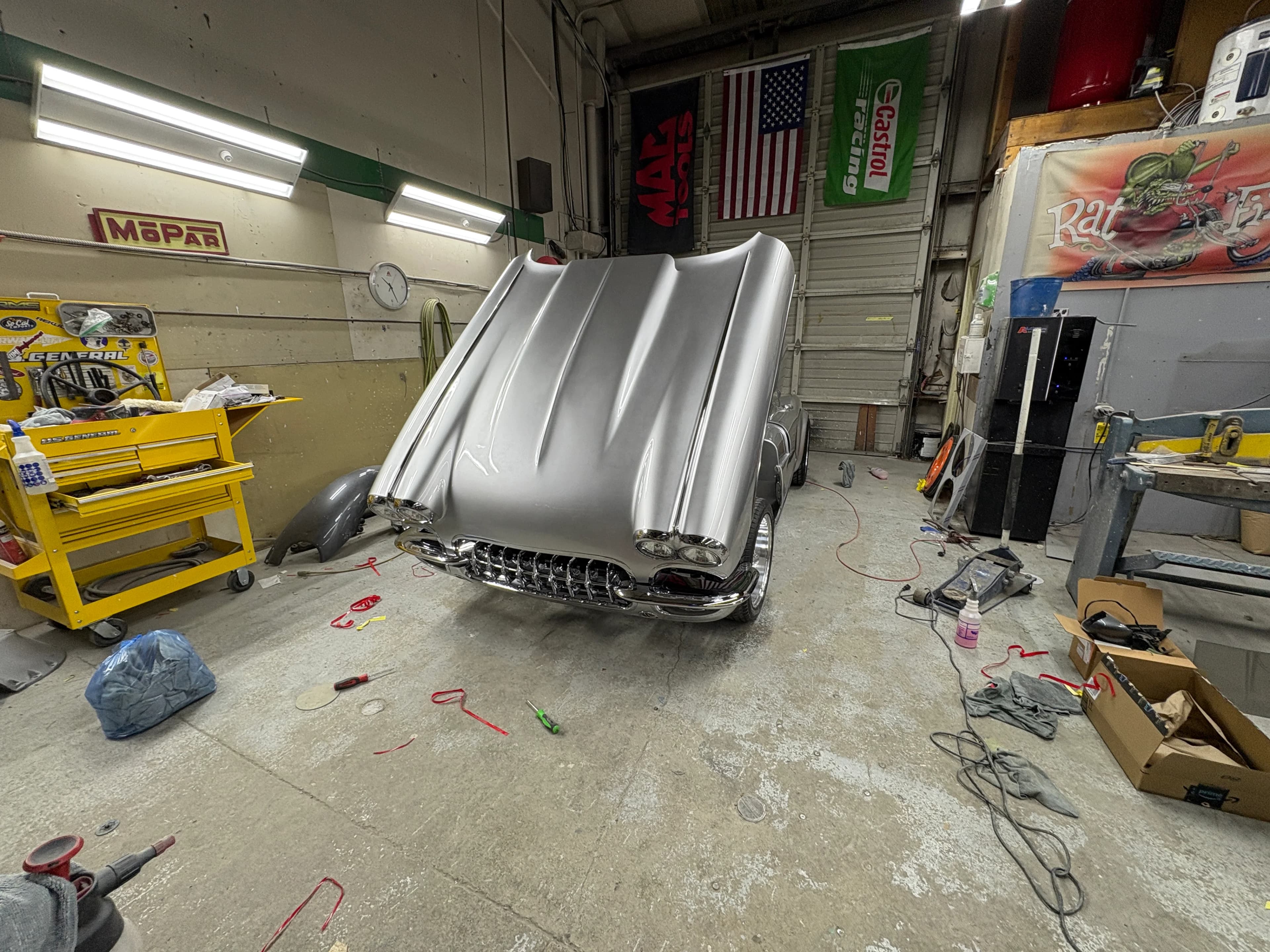 1961 Corvette image 21