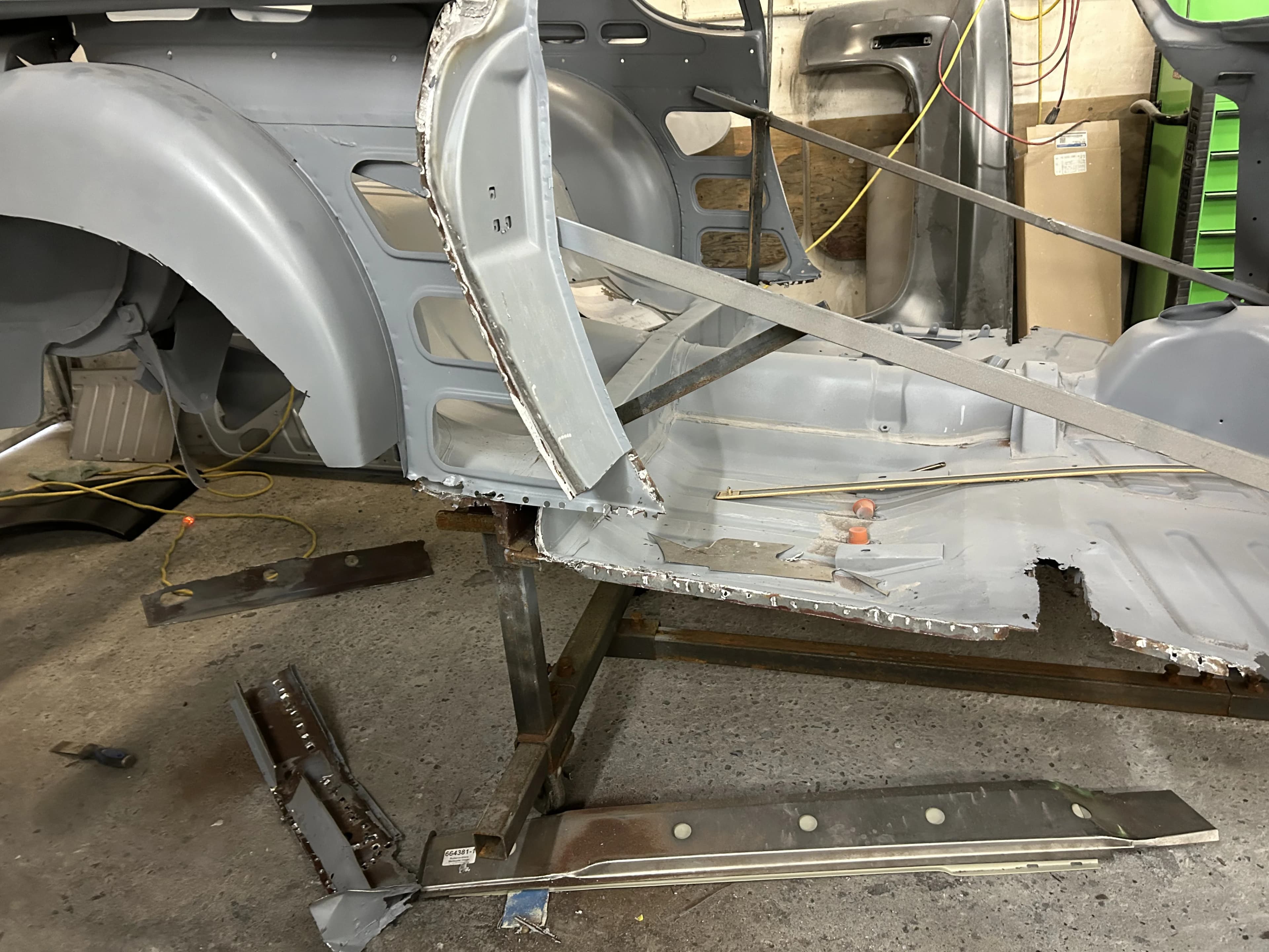 Volvo P1800 image 29