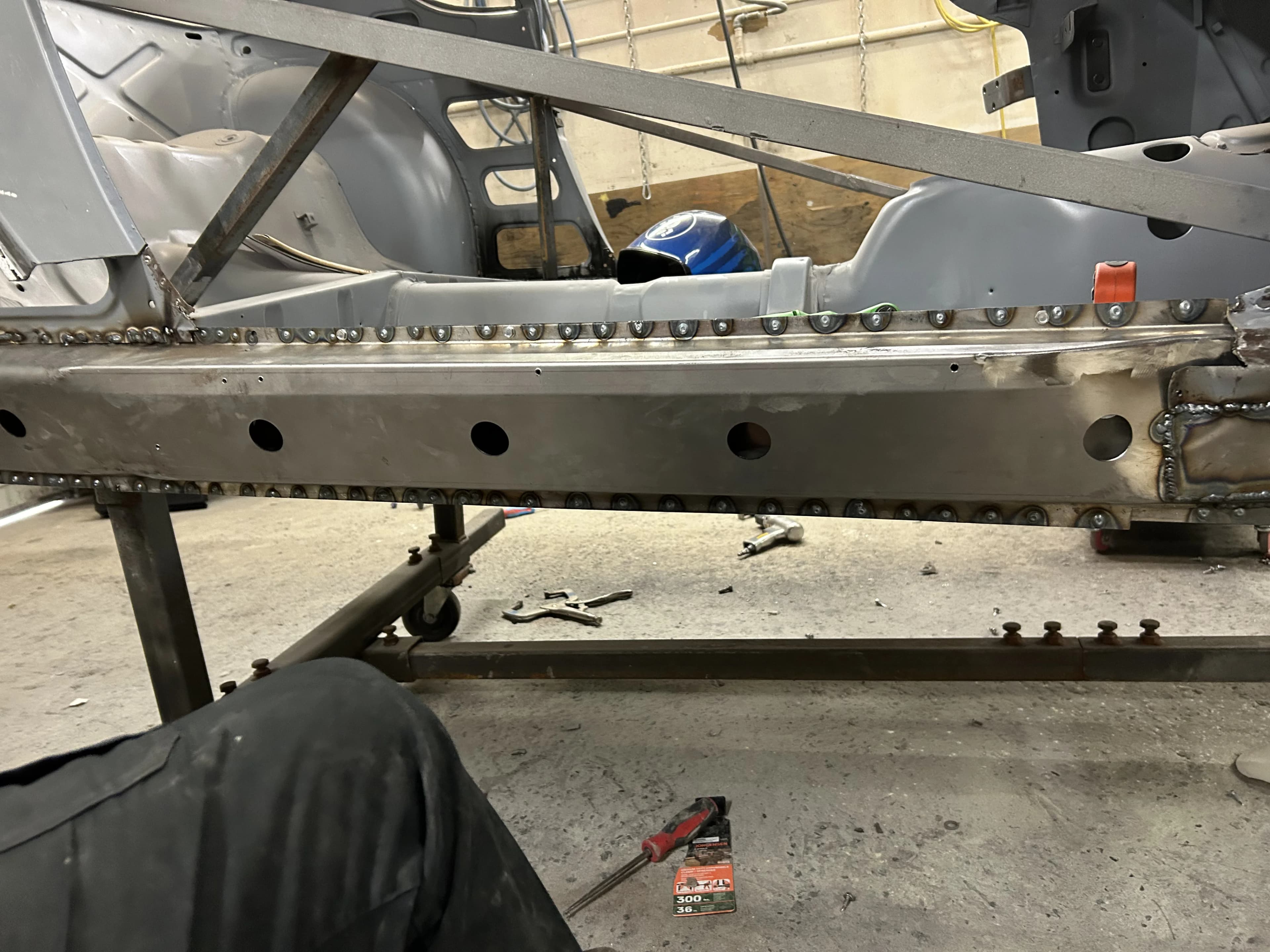 Volvo P1800 image 36