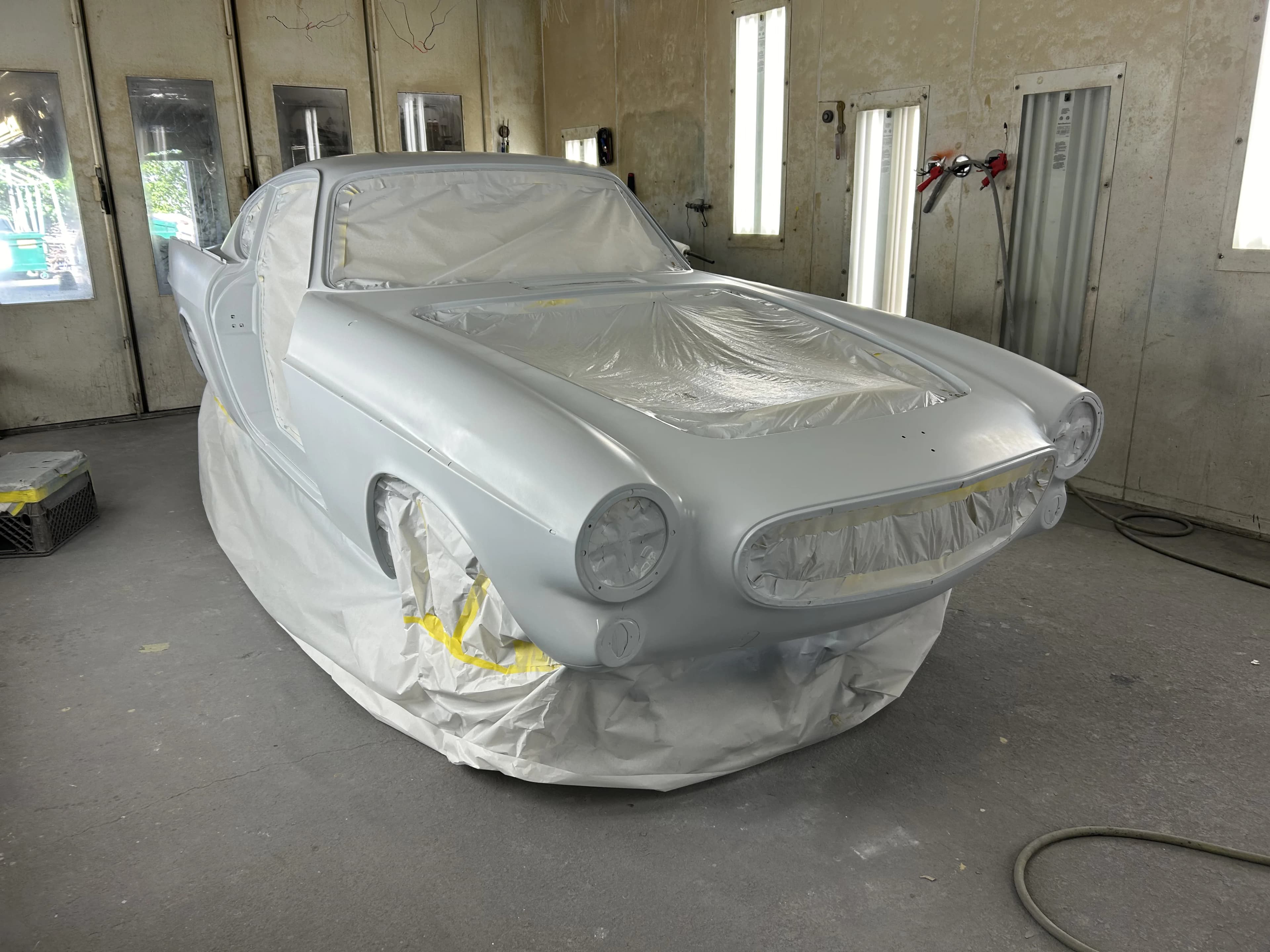 Volvo P1800 2 image 2