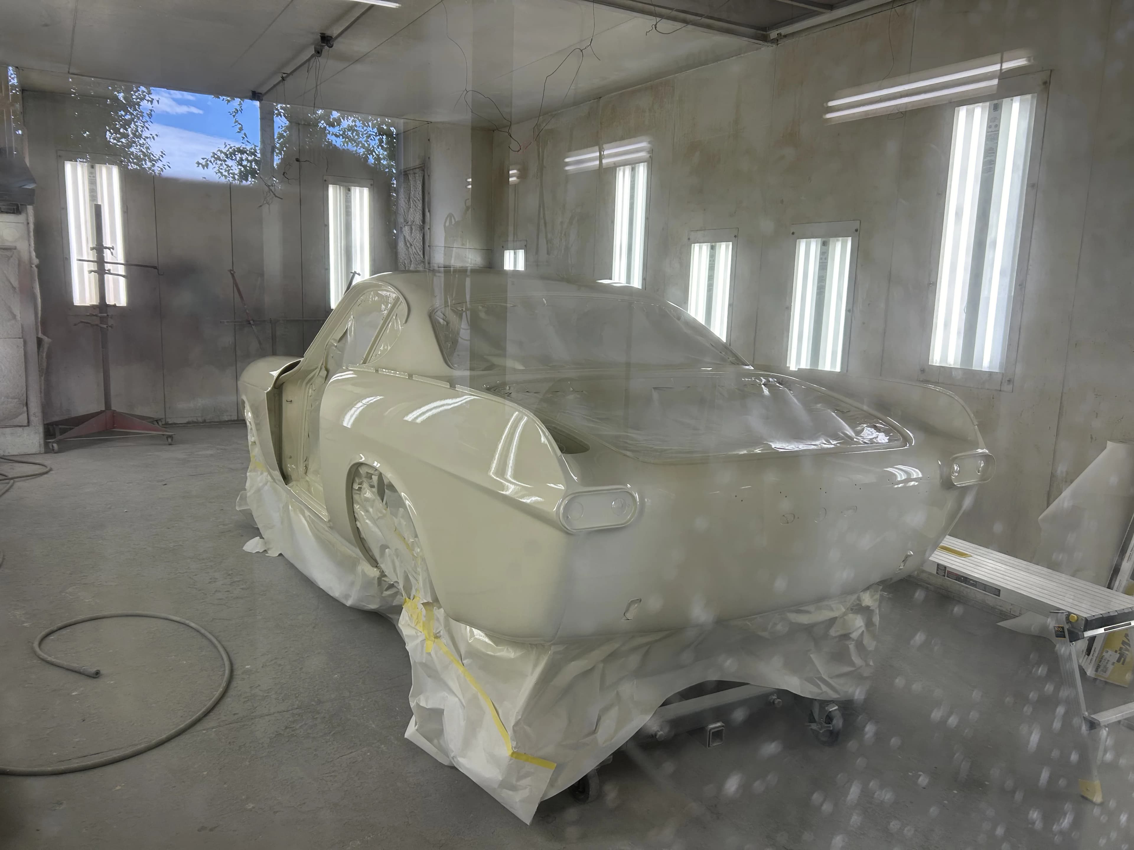 Volvo P1800 2 image 4